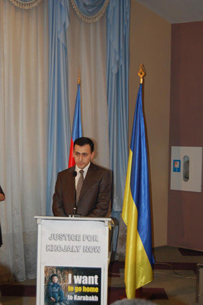 'When words freeze…' taken by Trend demonstrated during event in Donetsk dedicated to Khojaly genocide (PHOTO, VIDEO)