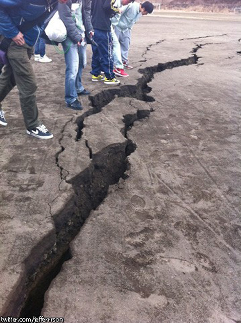 Japan hit by strong aftershocks