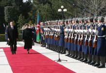 Swiss president officially welcomed to Azerbaijan (PHOTO)