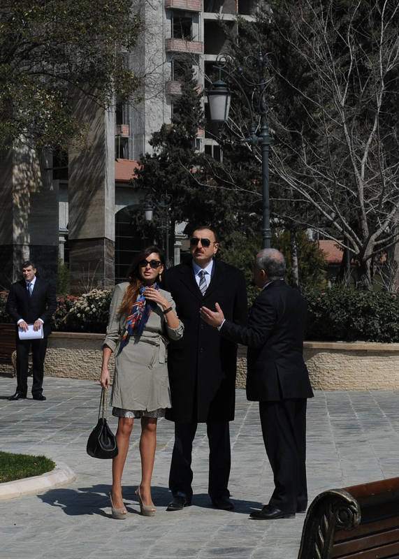 Azerbaijani President and First Lady open Officers' Park in Baku (PHOTO)