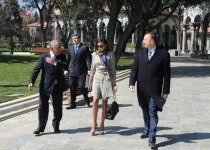 Azerbaijani President and First Lady open Officers' Park in Baku (PHOTO)