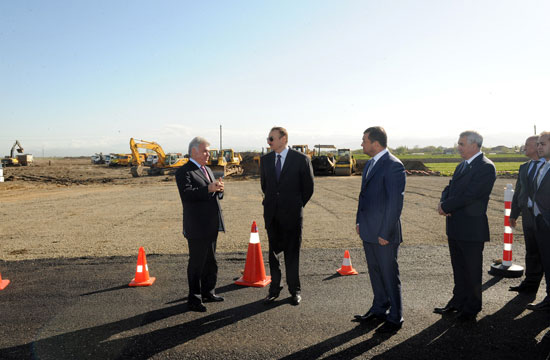 Azerbaijani President inspects reconstruction work in Alat-Astara-Iran frontier highway (PHOTO)