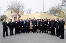 Azerbaijani President examines rebuilding progress in Badamdar settlement of Baku's Sabail district (PHOTO)