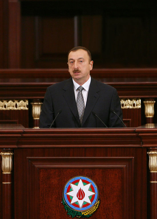 Azerbaijani President: Azerbaijan should create unity of science, higher education and economy (PHOTO)