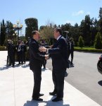Ukrainian President officially welcomed in Azerbaijan (PHOTO)