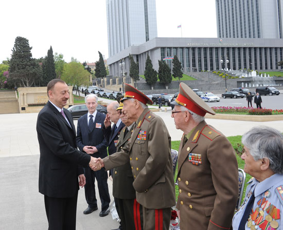 Azerbaijan`s President attends Victory Day ceremony in Baku (UPDATE) (PHOTO)