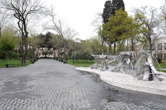 Azerbaijani President inspects park named after Hero of Soviet Union Gafur Mammadov (PHOTO)