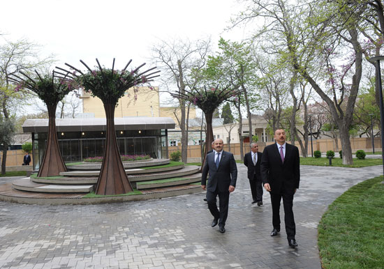Azerbaijani President inspects park named after Hero of Soviet Union Gafur Mammadov (PHOTO)