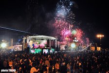 Spectacular fireworks fills Baku sky - PHOTOSESSION