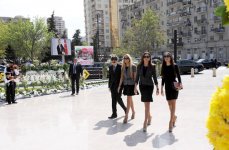 Azerbaijani President and his spouse join flower festival (PHOTOS)