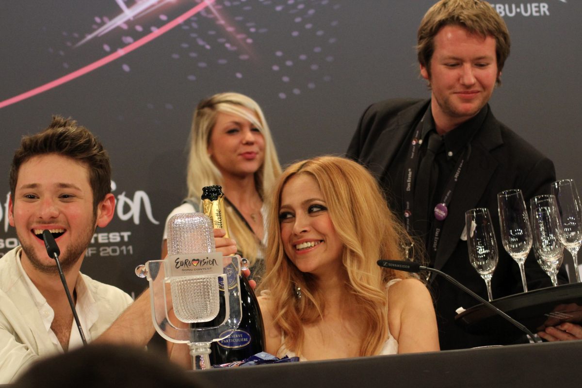 "Eurovision 2011" winners Eldar and Nigar began a press conference with words  of Muslum Magomayev "Azerbaijan" (UPDATE) (PHOTOSESSION)