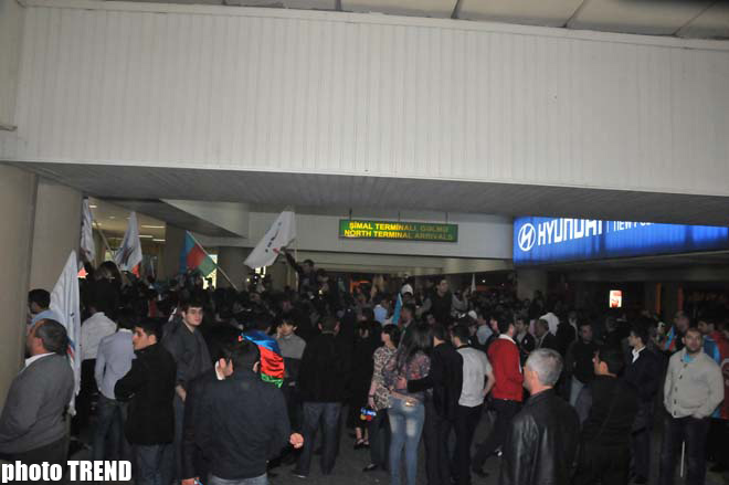 Eurovision 2011 winners return to Baku (PHOTO)