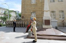 Azerbaijani President visits monument to Azerbaijan Democratic Republic (PHOTO)