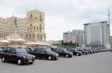 Azerbaijani President inspects new Baku cabs (PHOTO)