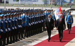 Azerbaijani President officially welcomed to Belgrade  (PHOTO)