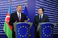 Azerbaijani President: Active dialogue exists between EU and Azerbaijan (UPDATE 2) (PHOTO)