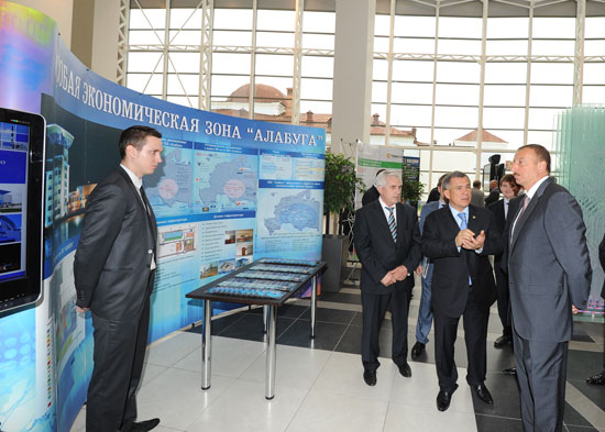 President of Azerbaijan visits high-tech "IT Park" in Kazan (PHOTO)