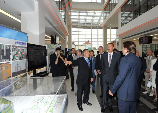 President of Azerbaijan visits high-tech "IT Park" in Kazan (PHOTO)