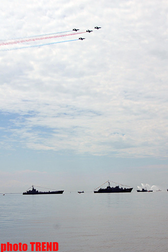 Rehearsals  underway for military parade in Baku - PHOTOSESSION