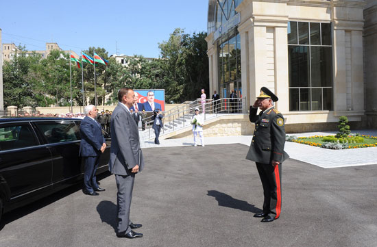 President Ilham Aliyev: Azerbaijan's citizens should be offered qualitative medical service (UPDATE) (PHOTO)
