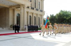 Polish President officially welcomed to Azerbaijan (PHOTO)