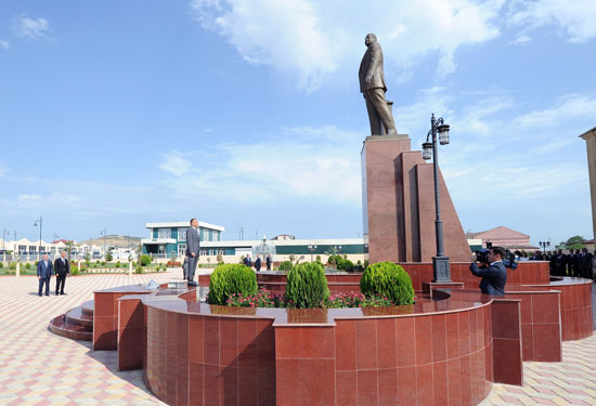 Azerbaijani President inaugurates Heydar Aliyev Center in Siyazan region
(UPDATE)(PHOTO)