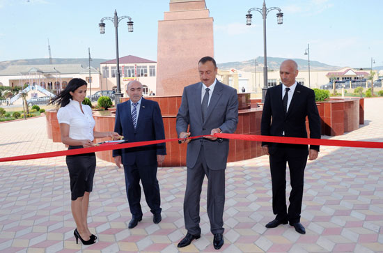 Azerbaijani President inaugurates Heydar Aliyev Center in Siyazan region
(UPDATE)(PHOTO)