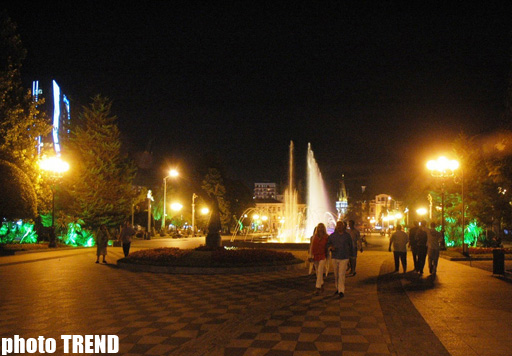 Georgian president inspects ongoing round-the-clock construction in Batumi