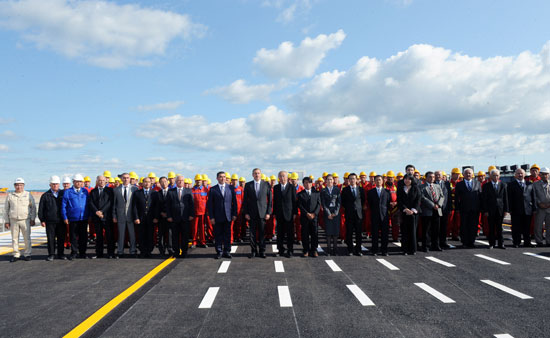 Azerbaijani President lays foundation stone of a unit at Shimal power station (PHOTO)
