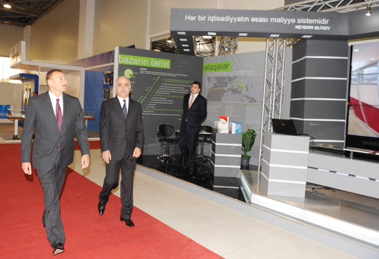 Azerbaijani President attends "Azerbaijan - 20 years of independence" exhibition (PHOTO)