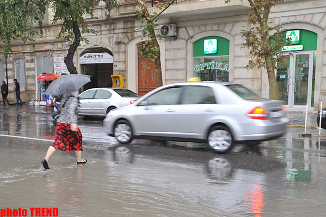 Baku’s streets turned into torrents following the rain - PHOTOSESSION