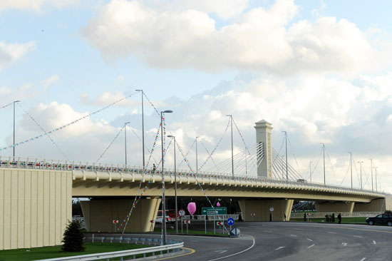 Azerbaijani President inaugurates pedestrian underpasses and interchange on Mardakan highway (UPDATE) (PHOTO)