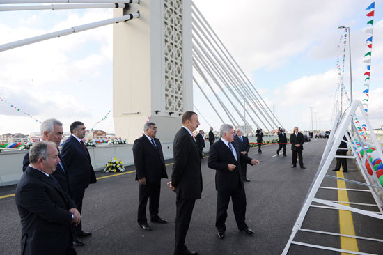 Azerbaijani President inaugurates pedestrian underpasses and interchange on Mardakan highway (UPDATE) (PHOTO)