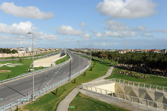 Azerbaijani President inaugurates pedestrian underpasses and interchange on Mardakan highway (UPDATE) (PHOTO)