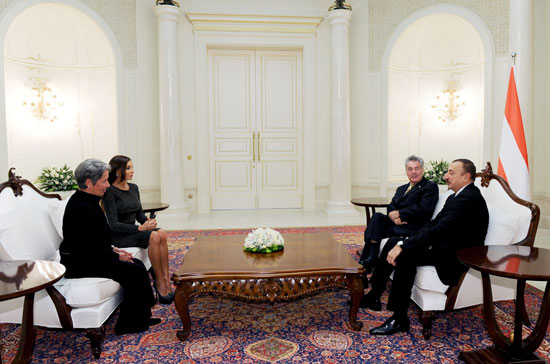 Presidents of Azerbaijan and Austria meet one-on-one (PHOTO)