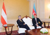 Presidents of Azerbaijan and Austria meet one-on-one (PHOTO)