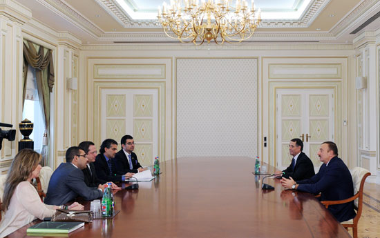 Azerbaijani President receives Ecuadorian Minister of Foreign Affairs, Trade and Integration