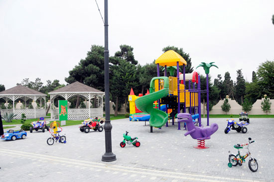 First Lady of Azerbaijan inaugurates schools in capital`s Khazar District (PHOTO)