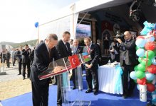 Azerbaijani President attends groundbreaking ceremonies for Heydar Aliyev Vocational Education Lyceum and inauguration of AYPE-T plant in Izmir (PHOTO)
