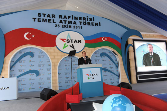 Azerbaijani President attends groundbreaking ceremonies for Heydar Aliyev Vocational Education Lyceum and inauguration of AYPE-T plant in Izmir (PHOTO)
