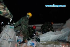 Azerbaijani rescuers pull six dead bodies from quake rubble in Turkey (PHOTO)