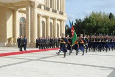 Bulgarian president officially welcomed to Azerbaijan (PHOTO)