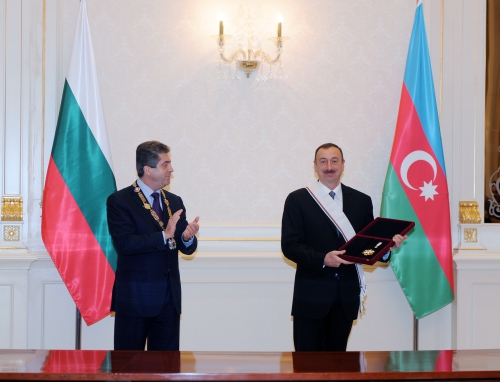Bulgarian President confers Highest State Award on President Ilham Aliyev (PHOTO)