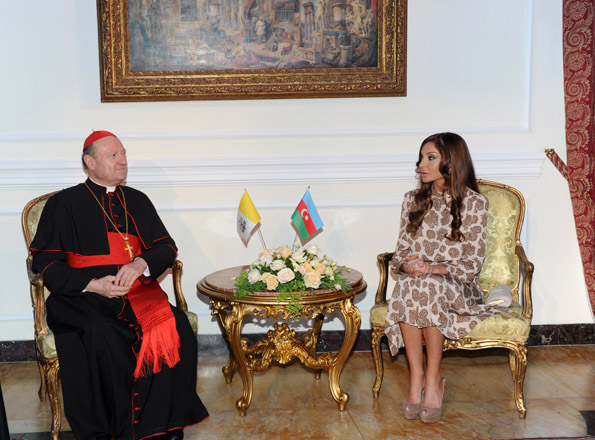 Azerbaijan`s First Lady attends celebrative events to mark Azerbaijan`s regaining its independence in Italy (PHOTO)