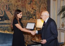 Azerbaijan`s First Lady meets Italian President (PHOTO)