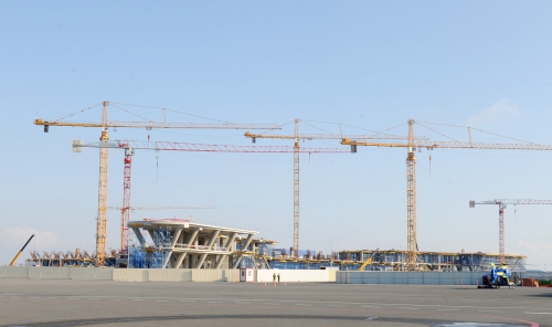 Azerbaijani President inspects course of construction work at new terminal building of Heydar Aliyev International Airport (PHOTO)