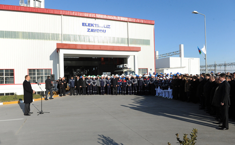 Azerbaijani President opens Ganja aluminum factory complex (PHOTO)