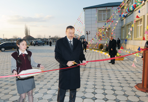 Azerbaijani President opens new building for secondary school in Goranboy (PHOTO)
