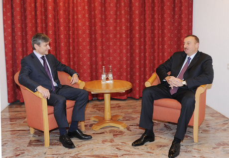 Azerbaijani President meets President of Microsoft International