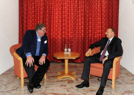 President Ilham Aliyev meets RWE CEO Jurgen Grossmann in Davos